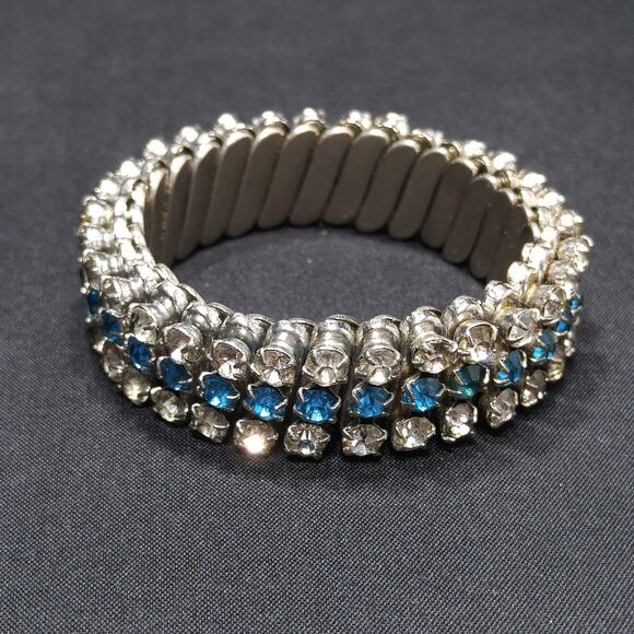 Vintage Rhinestone Expansion Bracelet, Clear & Turquoise, 1950s - Picture 4 of 10